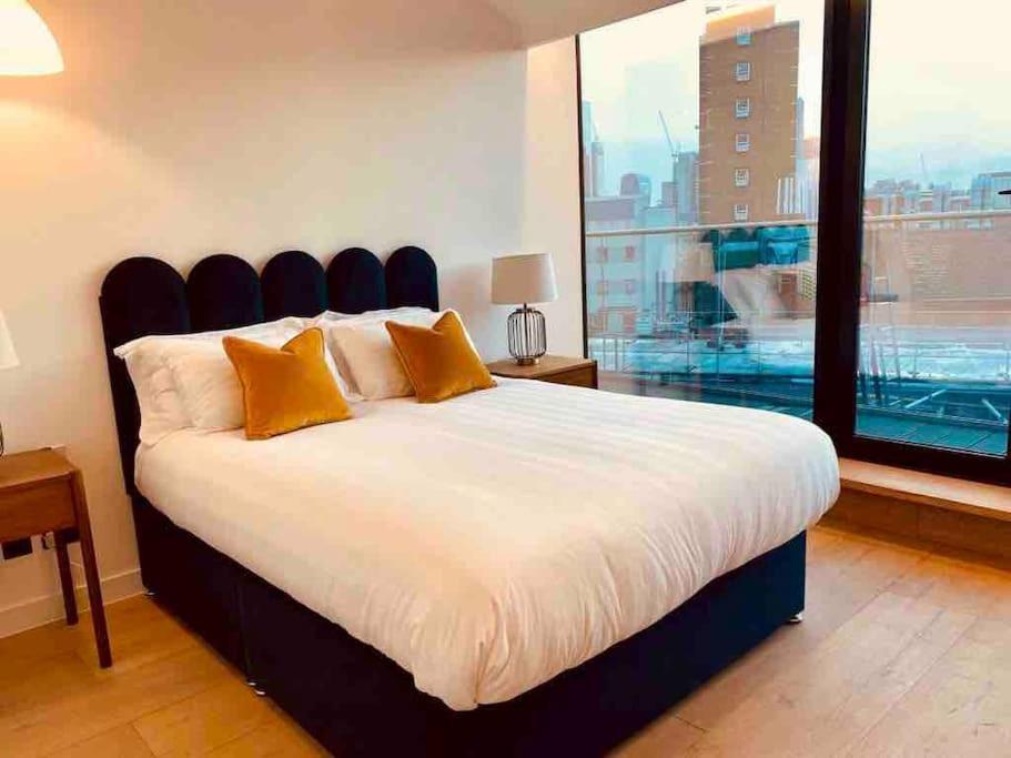 Large 3 Bed 3 Bathrooms Penthouse With Terrace And City Views In London Exteriör bild