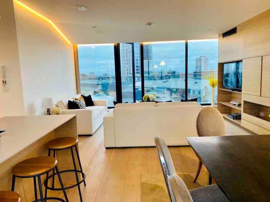 Large 3 Bed 3 Bathrooms Penthouse With Terrace And City Views In London Exteriör bild