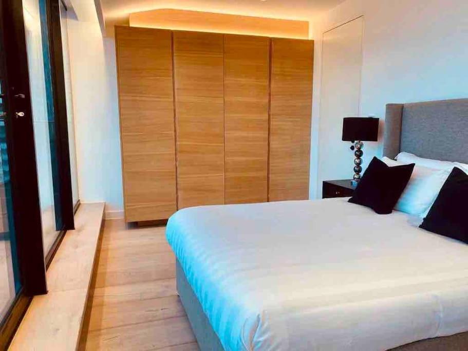 Large 3 Bed 3 Bathrooms Penthouse With Terrace And City Views In London Exteriör bild