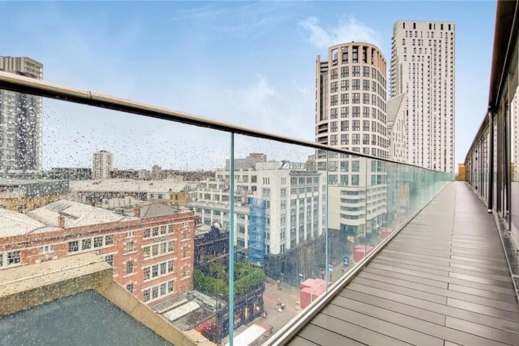 Large 3 Bed 3 Bathrooms Penthouse With Terrace And City Views In London Exteriör bild
